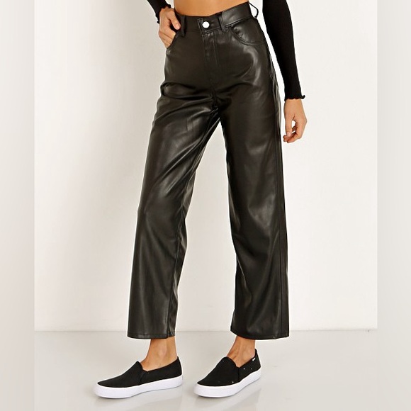 Levi's Black Faux Leather Ribcage Straight Pants - Picture 8 of 13